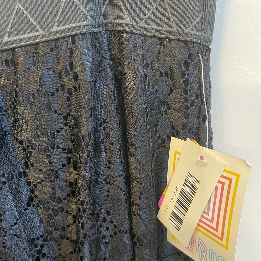 Black lace sold black Lucy